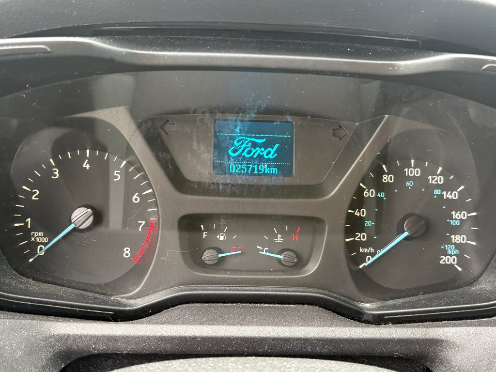 2016 Ford Transit Wagon T-150 XLT Wagon in Repentigny, Quebec - 15 - w1024h768px