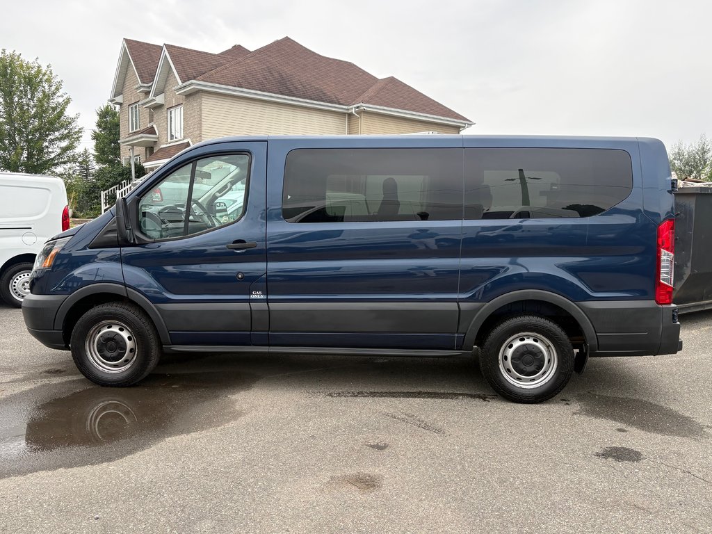 2016 Ford Transit Wagon T-150 XLT Wagon in Saint-Sulpice, Quebec - 9 - w1024h768px