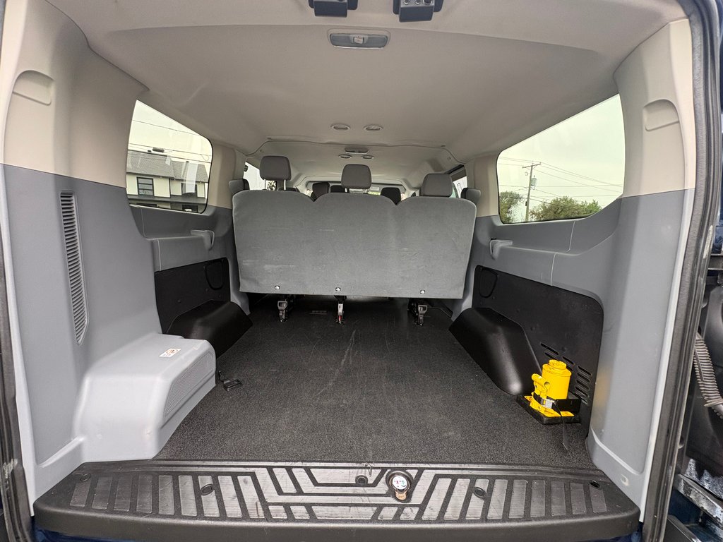 2016 Ford Transit Wagon T-150 XLT Wagon in Saint-Sulpice, Quebec - 10 - w1024h768px