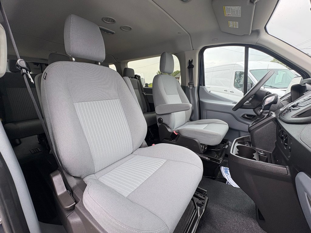 2016 Ford Transit Wagon T-150 XLT Wagon in Saint-Sulpice, Quebec - 12 - w1024h768px