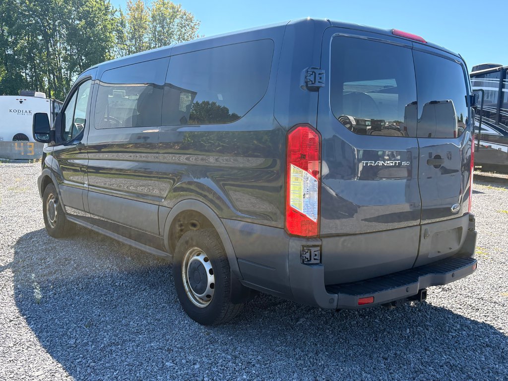 Ford Transit Wagon T-150 XLT Wagon 2016 à Repentigny, Québec - 8 - w1024h768px