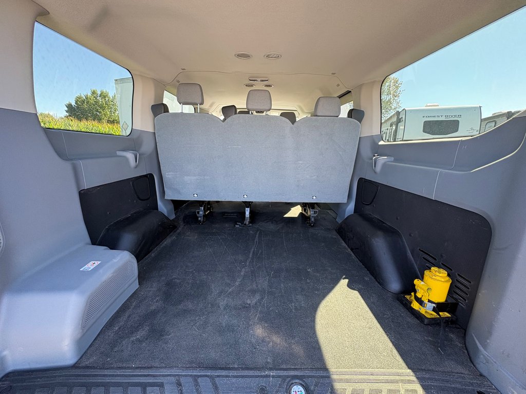 Ford Transit Wagon T-150 XLT Wagon 2016 à Repentigny, Québec - 10 - w1024h768px