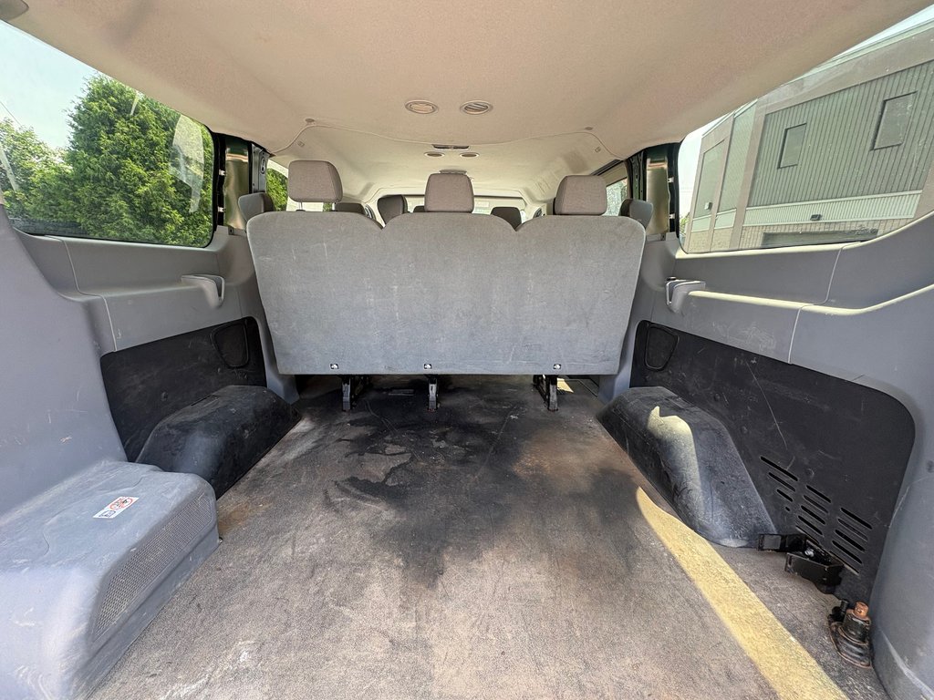 2016 Ford Transit Wagon T-150 XLT Wagon in Repentigny, Quebec - 14 - w1024h768px