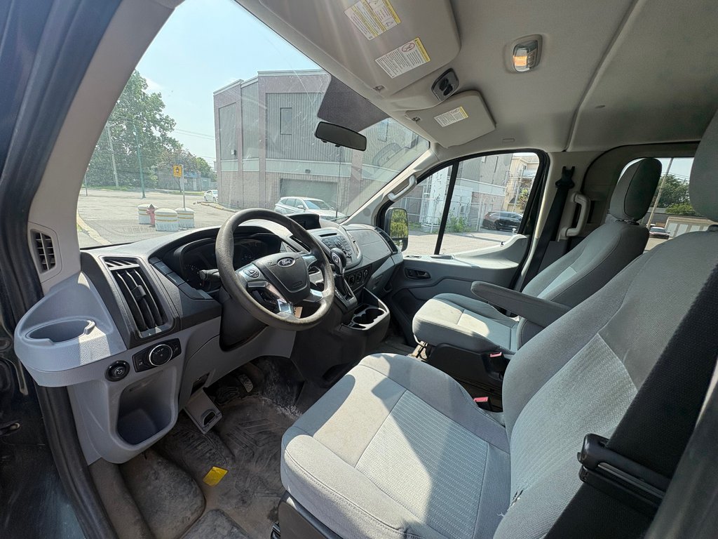 2016 Ford Transit Wagon T-150 XLT Wagon in Repentigny, Quebec - 12 - w1024h768px