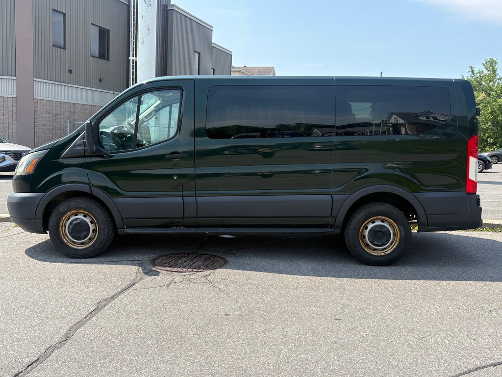 2016 Ford Transit Wagon T-150 XLT Wagon in Repentigny, Quebec - 10 - w1024h768px