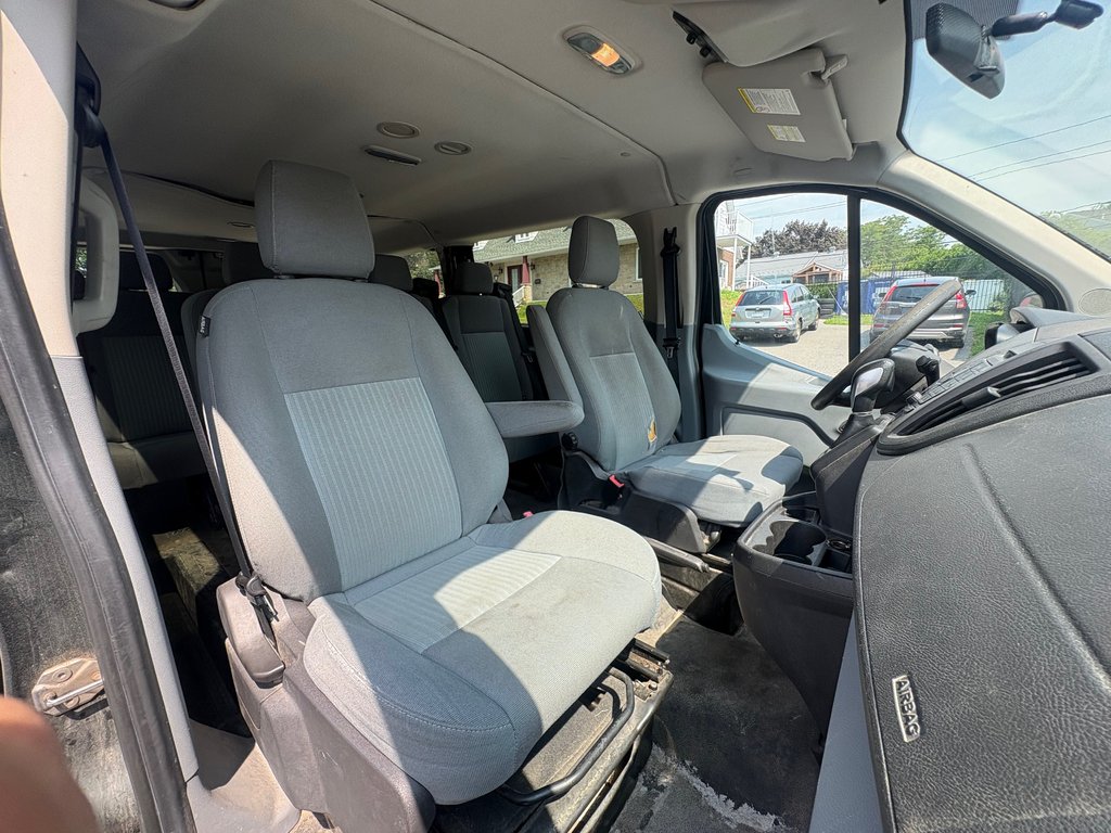 2016 Ford Transit Wagon T-150 XLT Wagon in Repentigny, Quebec - 11 - w1024h768px