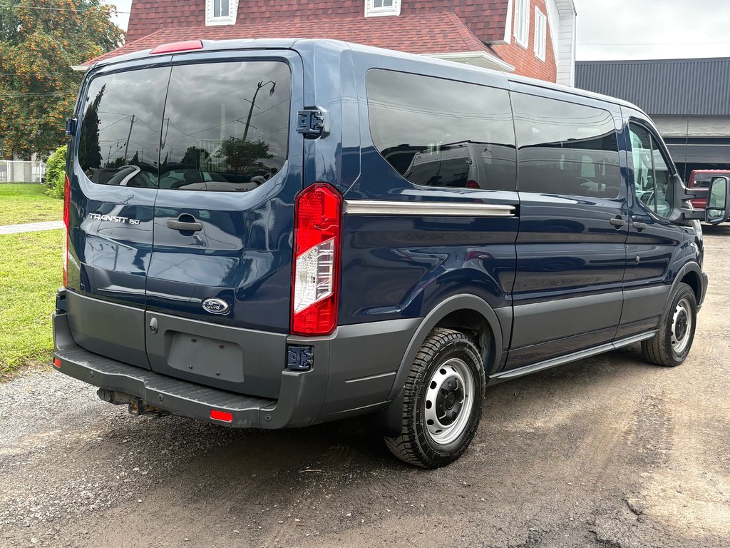 2017 Ford Transit Wagon T-150 XLT Wagon in Repentigny, Quebec - 7 - w1024h768px
