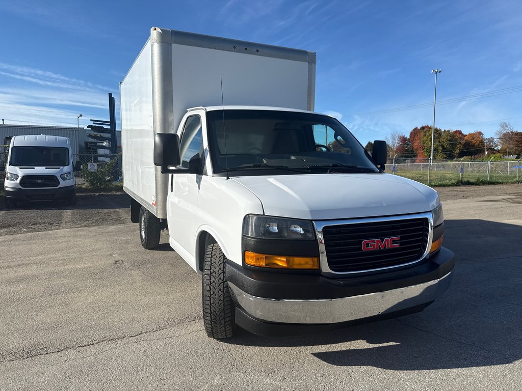 2019 GMC Savana Commercial Cutaway Cube 12' in Repentigny, Quebec - 8 - w1024h768px
