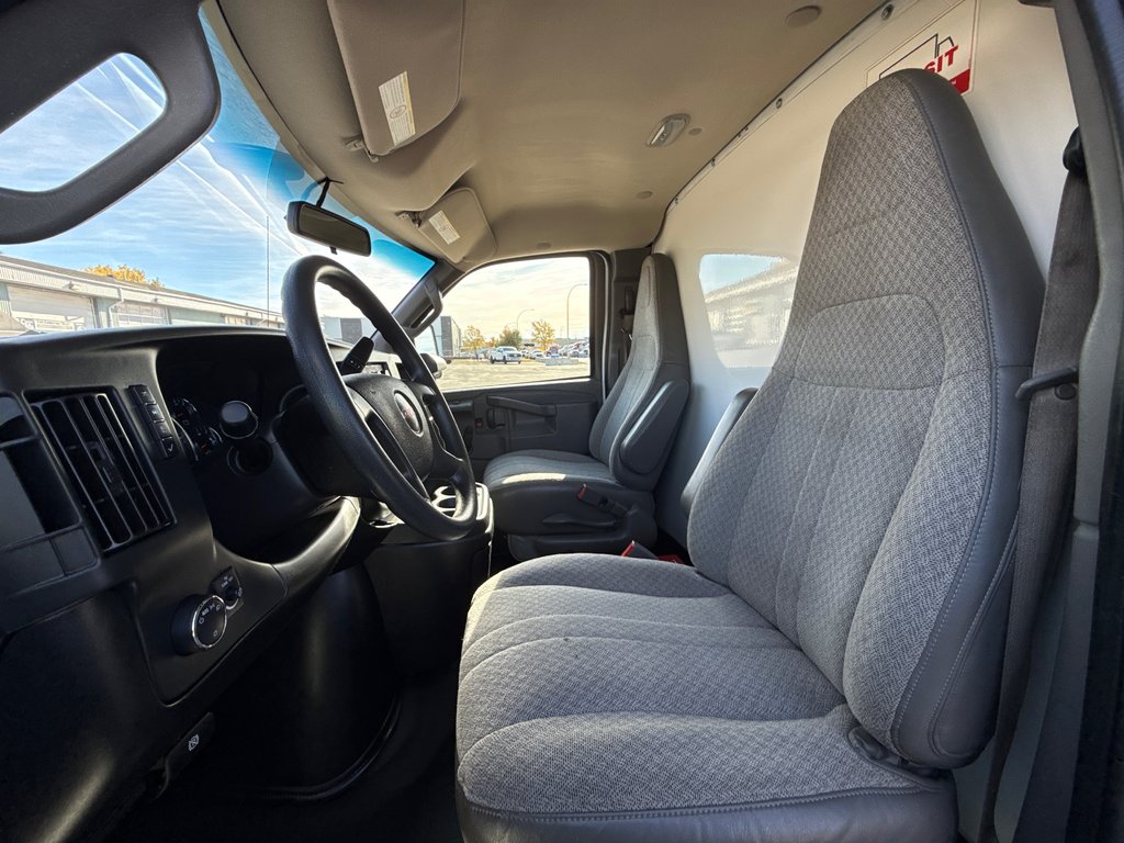 2019 GMC Savana Commercial Cutaway Cube 12' in Repentigny, Quebec - 15 - w1024h768px