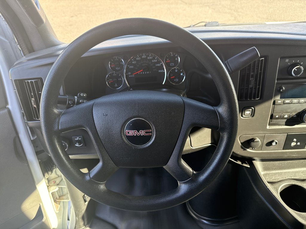 2019 GMC Savana Commercial Cutaway Cube 12' in Repentigny, Quebec - 18 - w1024h768px