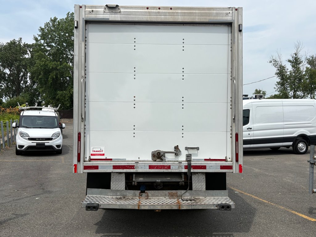 2019 GMC Savana Commercial Cutaway 3500 Cube 12' pieds in Repentigny, Quebec - 7 - w1024h768px