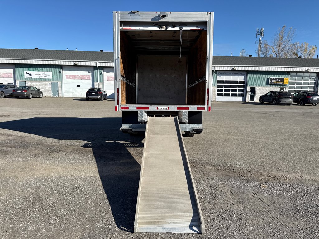 2023 GMC Savana Commercial Cutaway Cube 12 PIEDS 12'' in Repentigny, Quebec - 11 - w1024h768px