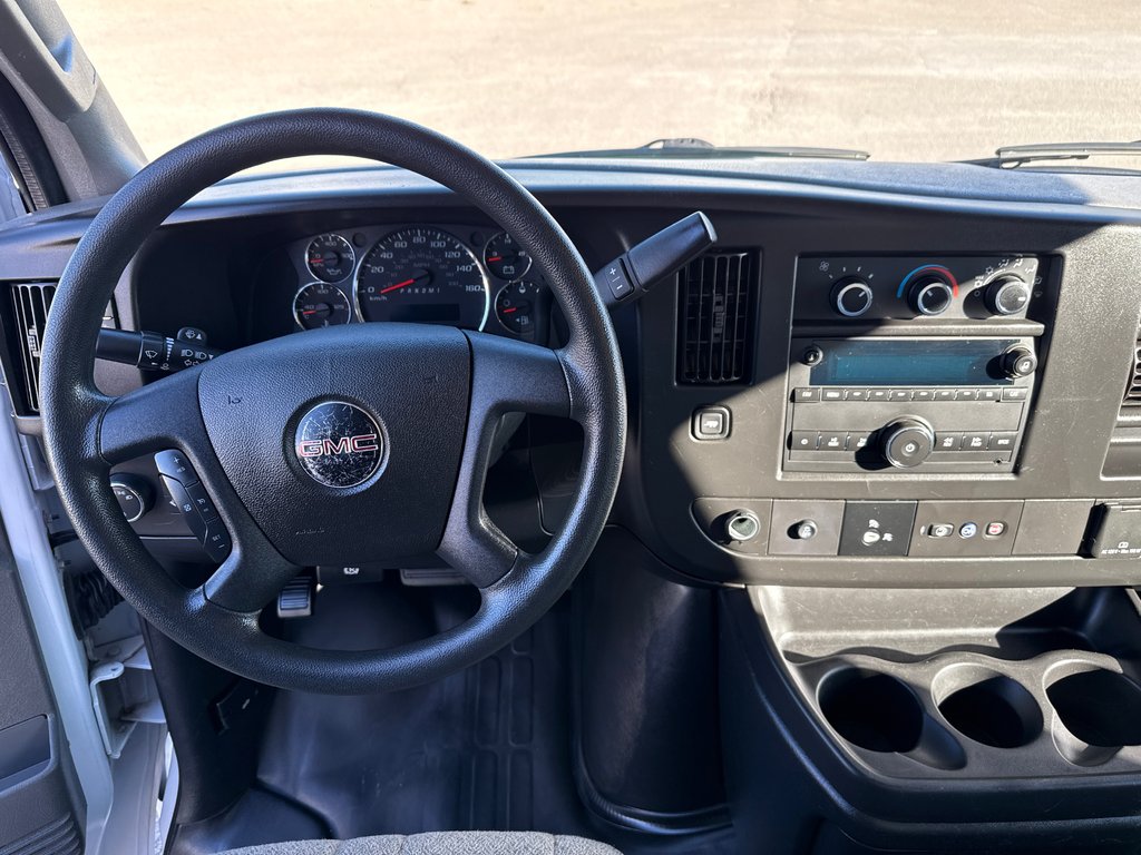 2023 GMC Savana Commercial Cutaway Cube 12 PIEDS 12'' in Repentigny, Quebec - 16 - w1024h768px