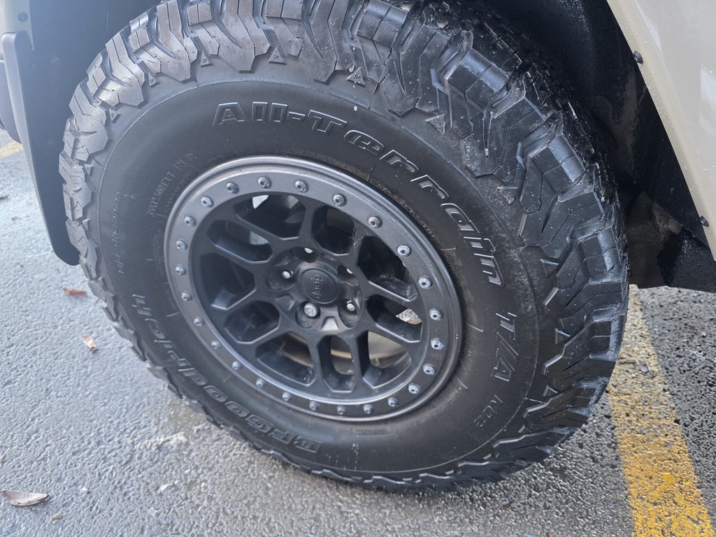 Jeep Wrangler Rubicon Recon 2017 à Repentigny, Québec - 5 - w1024h768px