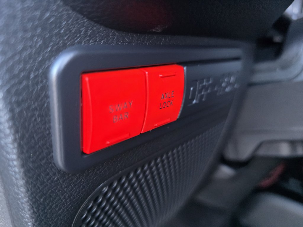 Jeep Wrangler Rubicon Recon 2017 à Repentigny, Québec - 15 - w1024h768px