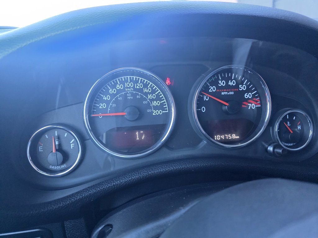 Jeep Wrangler Rubicon Recon 2017 à Repentigny, Québec - 16 - w1024h768px