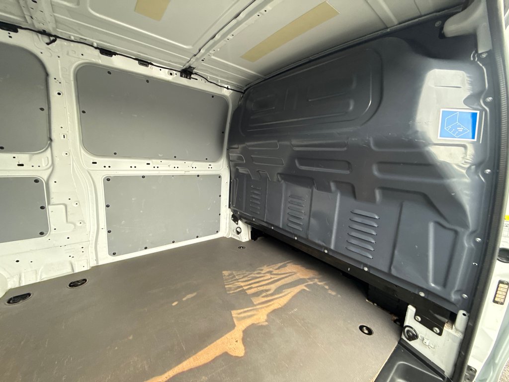 Mercedes-Benz Metris Cargo Van Allongé 135'' 2020 à Repentigny, Québec - 12 - w1024h768px