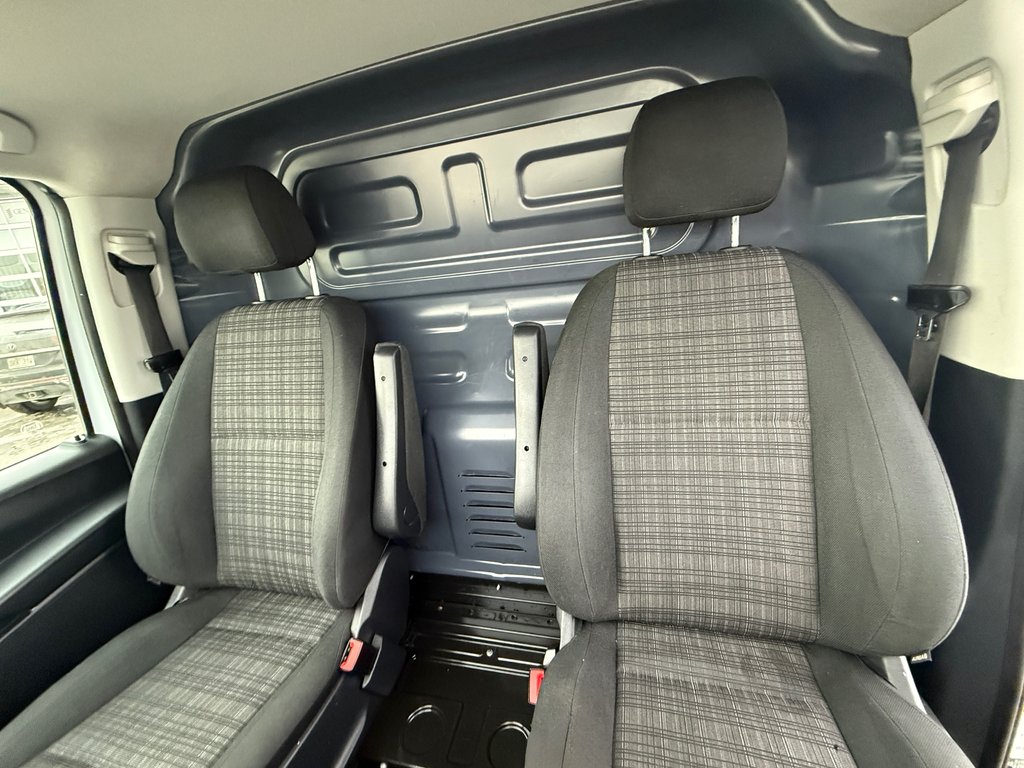 Mercedes-Benz Metris Cargo Van Allongé 135'' 2020 à Repentigny, Québec - 15 - w1024h768px