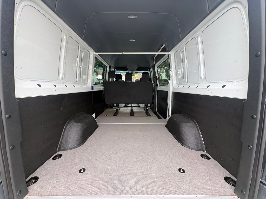 Mercedes-Benz Sprinter Van PASSAGERS 2019 à Saint-Sulpice, Québec - 8 - w1024h768px
