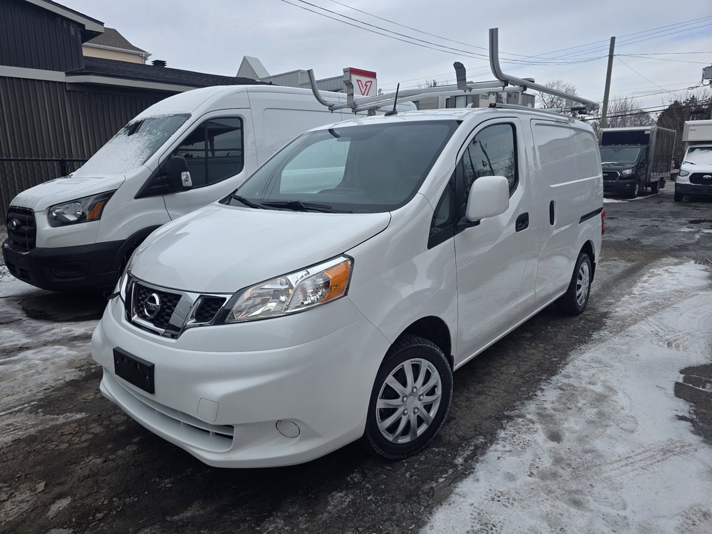 2020 Nissan NV200 Compact Cargo SV in Repentigny, Quebec - 1 - w1024h768px