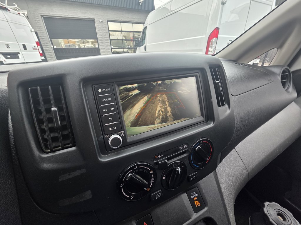 2020 Nissan NV200 Compact Cargo SV in Repentigny, Quebec - 11 - w1024h768px