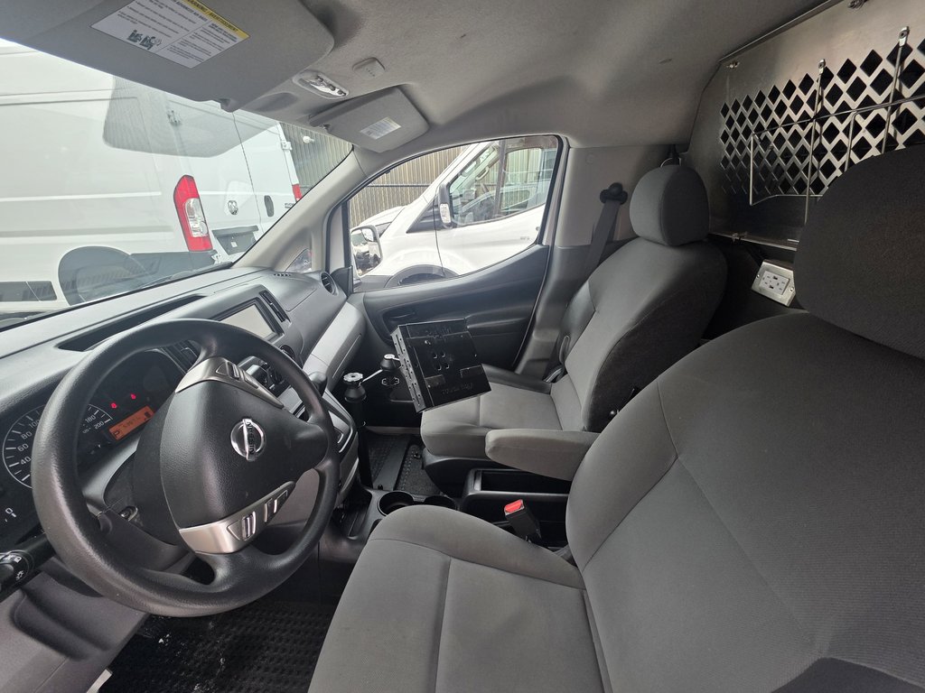 2020 Nissan NV200 Compact Cargo SV in Repentigny, Quebec - 8 - w1024h768px