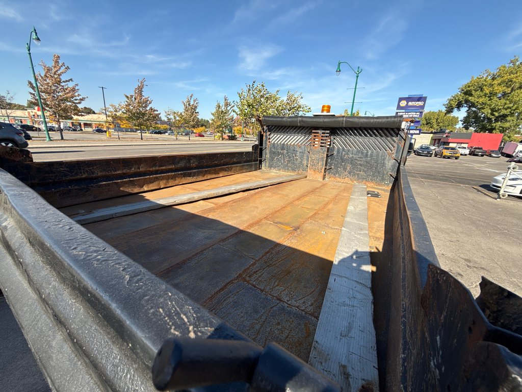 2017 Ram 5500 ST in Repentigny, Quebec - 11 - w1024h768px