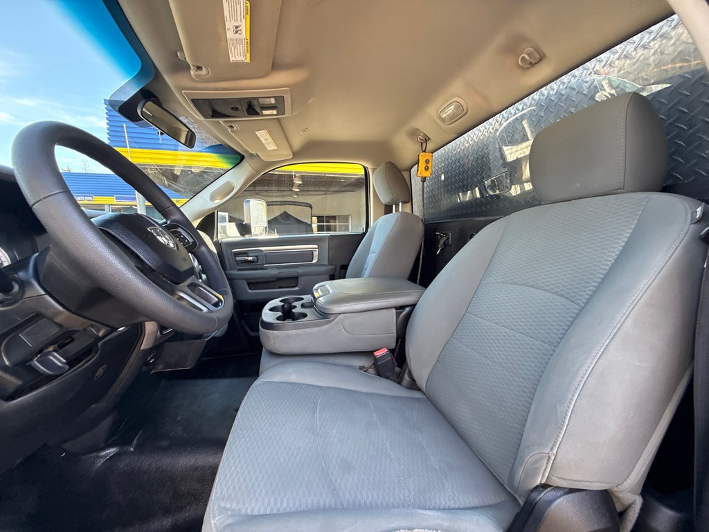 2017 Ram 5500 ST in Repentigny, Quebec - 14 - w1024h768px