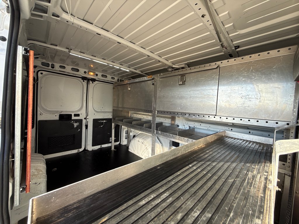 Ram ProMaster Cargo Van 1500 Low Roof 136' 2017 à Repentigny, Québec - 12 - w1024h768px