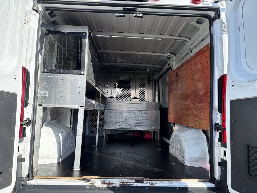 Ram ProMaster Cargo Van 1500 Low Roof 136' 2017 à Repentigny, Québec - 10 - w1024h768px