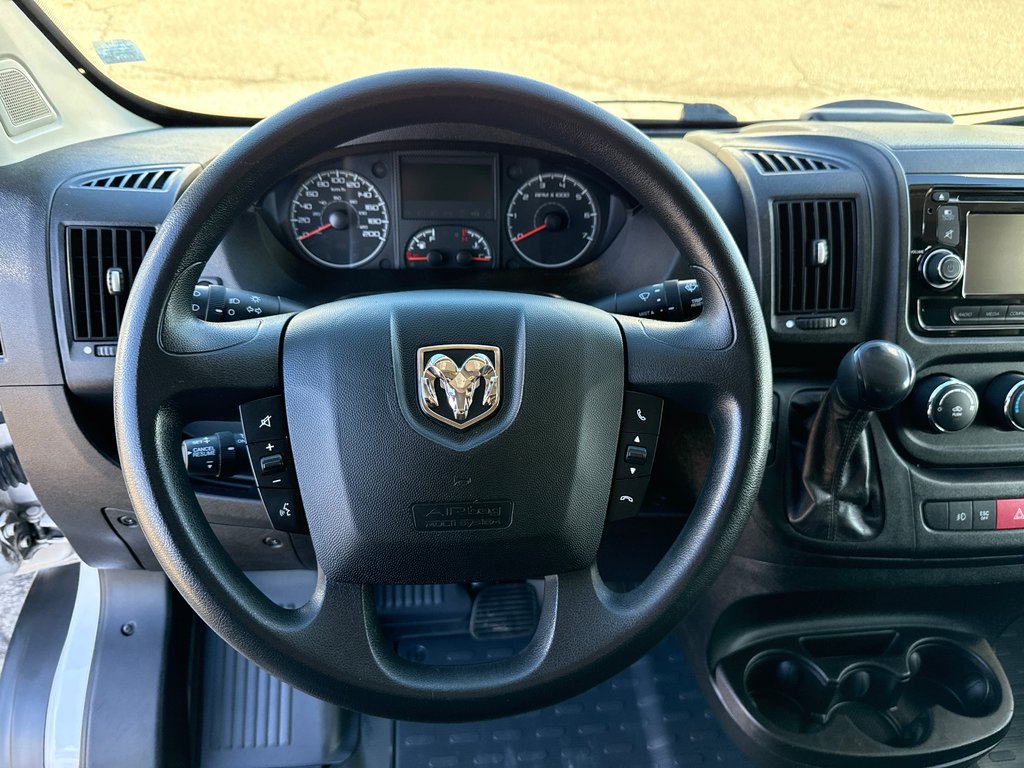 Ram ProMaster Cargo Van 1500 Low Roof 136' 2017 à Repentigny, Québec - 17 - w1024h768px