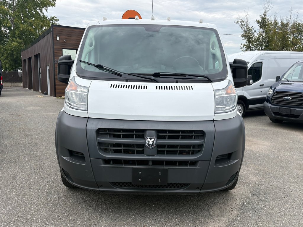 Ram ProMaster Cargo Van 1500 Low Roof 136' 2018 à Saint-Sulpice, Québec - 2 - w1024h768px