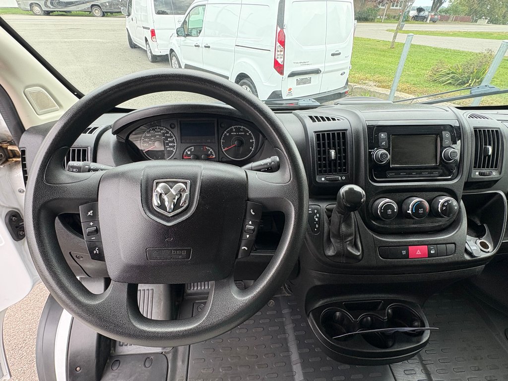 Ram ProMaster Cargo Van 1500 Low Roof 136' 2018 à Saint-Sulpice, Québec - 13 - w1024h768px