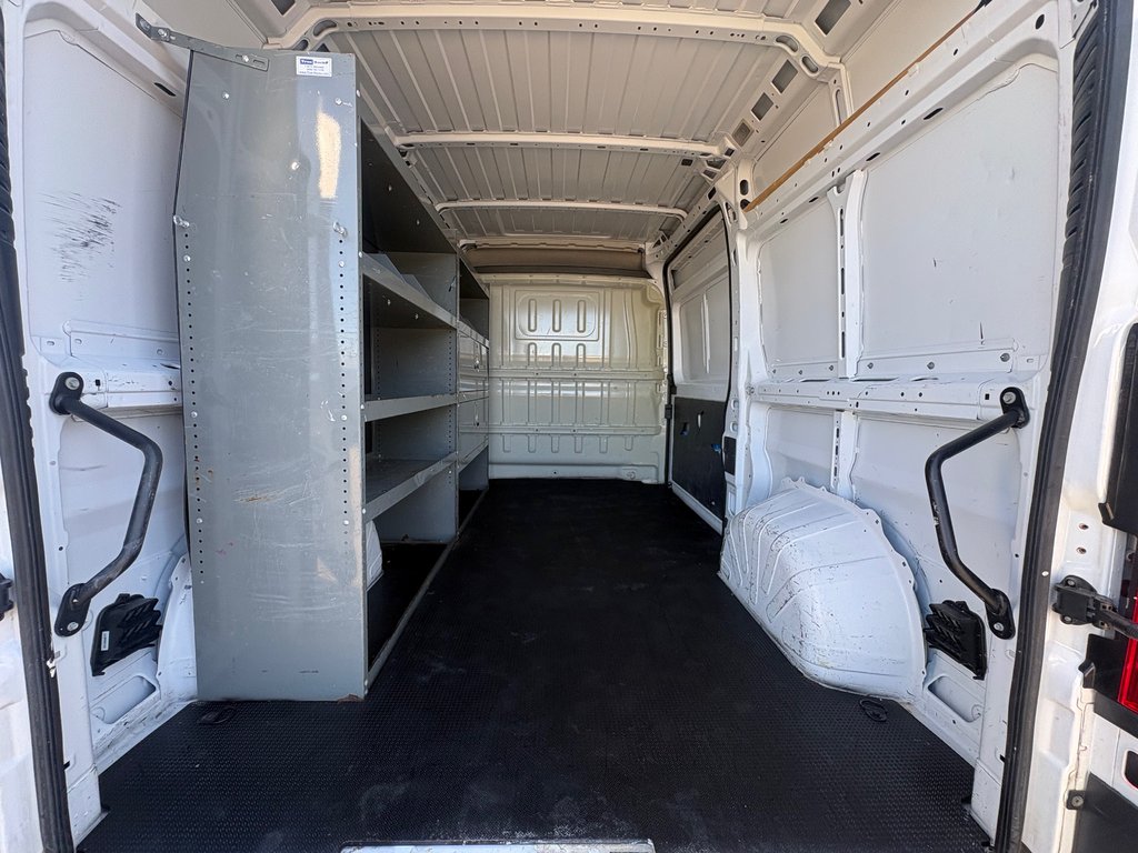 Ram ProMaster Cargo Van 1500 High Roof 136' 2018 à Saint-Sulpice, Québec - 9 - w1024h768px