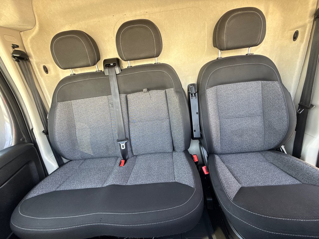 2019 Ram ProMaster Cargo Van 3500 High Roof 159' EXT in Repentigny, Quebec - 16 - w1024h768px