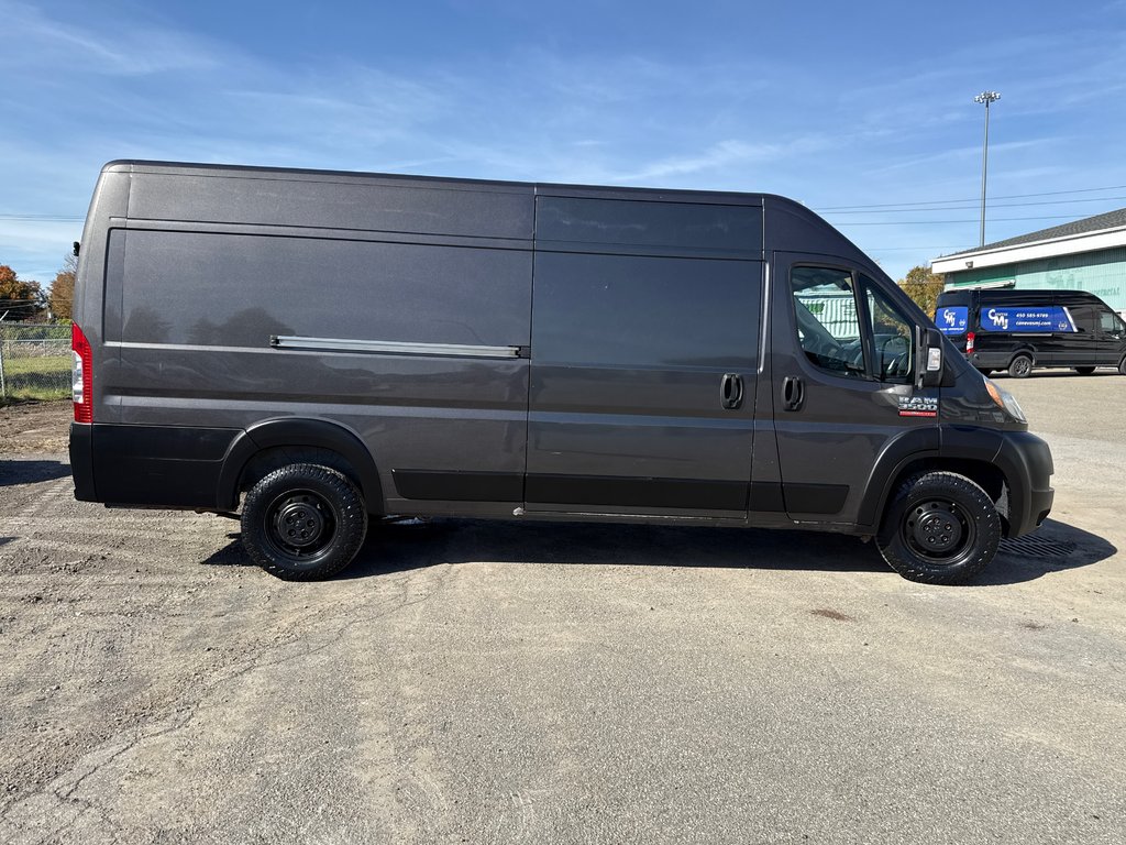2019 Ram ProMaster Cargo Van 3500 High Roof 159' EXT in Repentigny, Quebec - 7 - w1024h768px