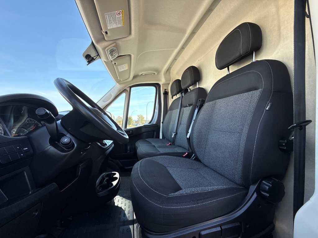 2019 Ram ProMaster Cargo Van 3500 High Roof 159' EXT in Repentigny, Quebec - 15 - w1024h768px