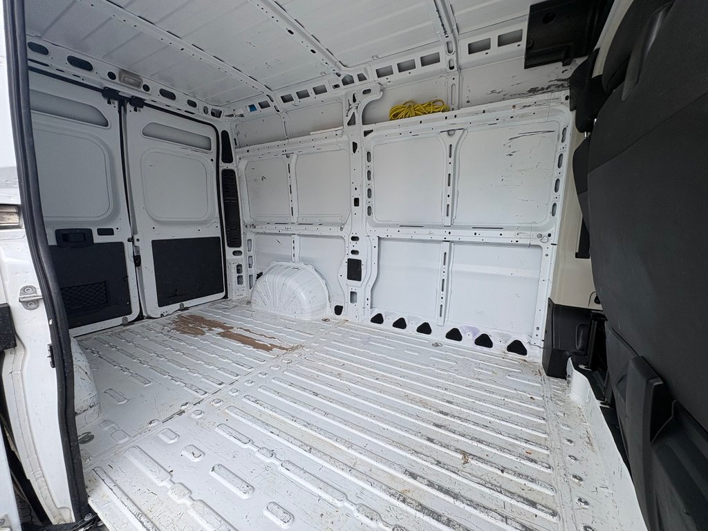 2019 Ram ProMaster Cargo Van 2500 High Roof 136' in Repentigny, Quebec - 9 - w1024h768px