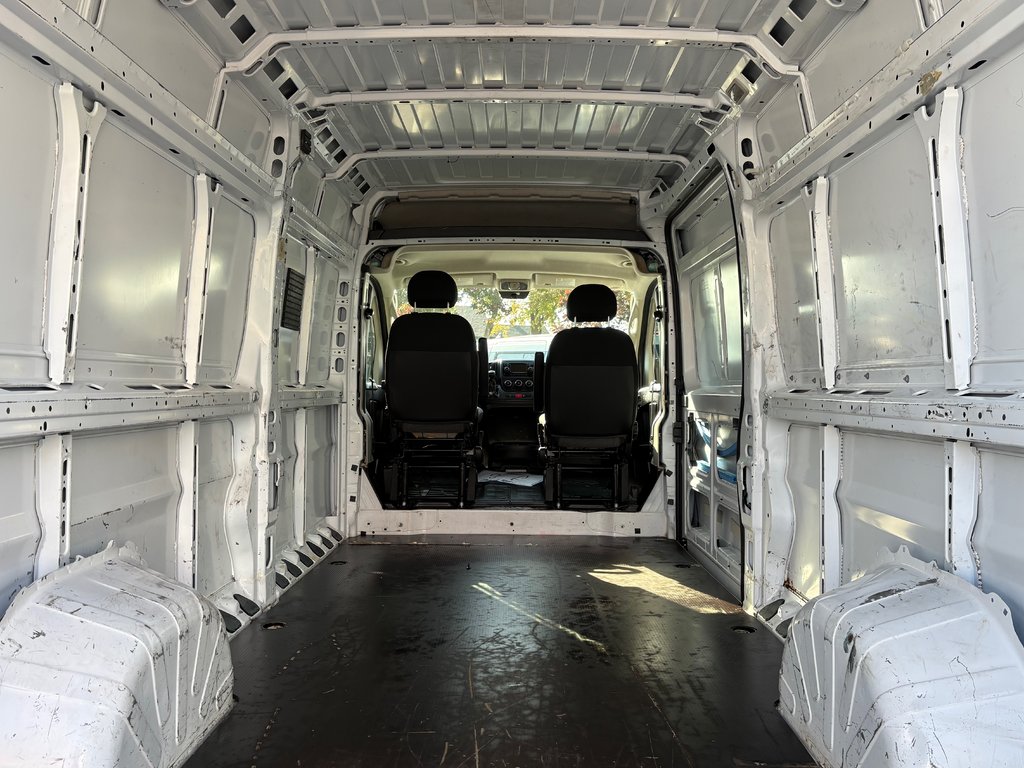 2019 Ram ProMaster Cargo Van 3500 High Roof 159' EXT in Saint-Sulpice, Quebec - 10 - w1024h768px