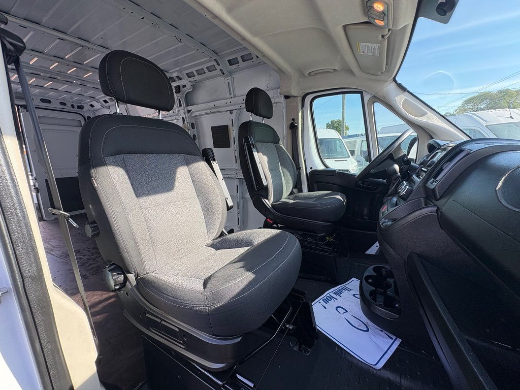 2019 Ram ProMaster Cargo Van 3500 High Roof 159' EXT in Saint-Sulpice, Quebec - 12 - w1024h768px