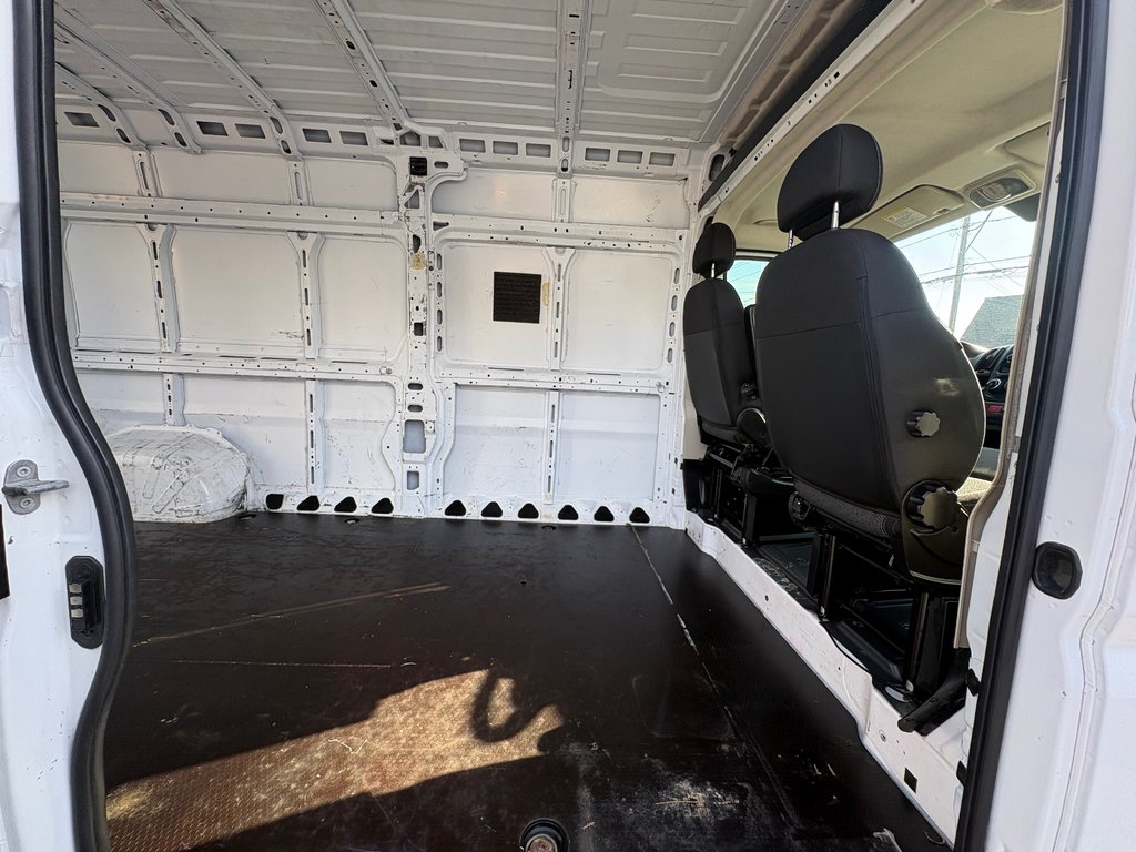 2019 Ram ProMaster Cargo Van 3500 High Roof 159' EXT in Saint-Sulpice, Quebec - 11 - w1024h768px