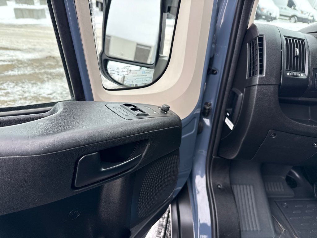 Ram ProMaster Cargo Van 3500 High Roof 159' EXT 2020 à Repentigny, Québec - 20 - w1024h768px