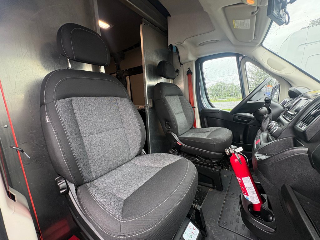 2020 Ram ProMaster Cargo Van 3500 High Roof 159' EXT in Repentigny, Quebec - 11 - w1024h768px
