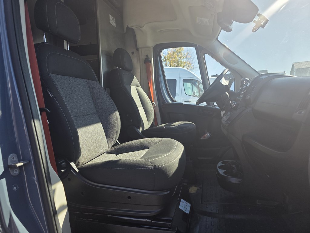 2021 Ram ProMaster Cargo Van 3500 High Roof 159' EXT in Saint-Sulpice, Quebec - 12 - w1024h768px