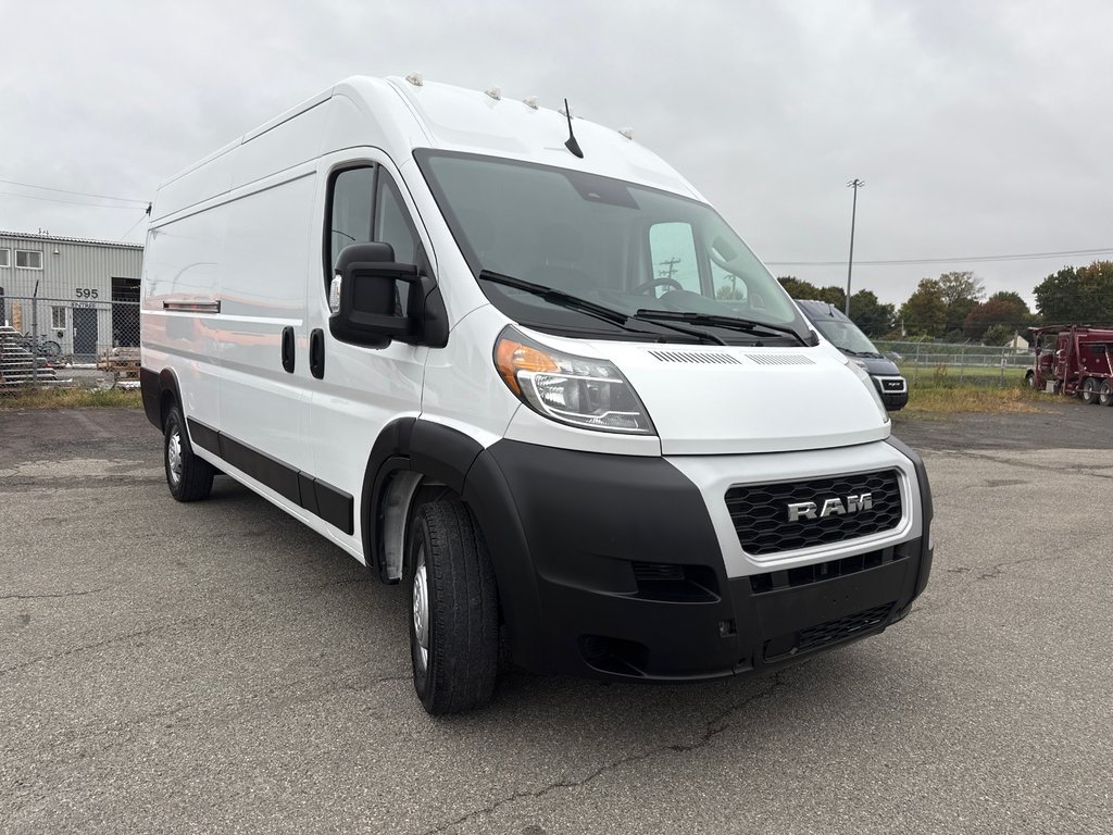 2022 Ram ProMaster Cargo Van 3500 High Roof 159' EXT in Saint-Sulpice, Quebec - 8 - w1024h768px