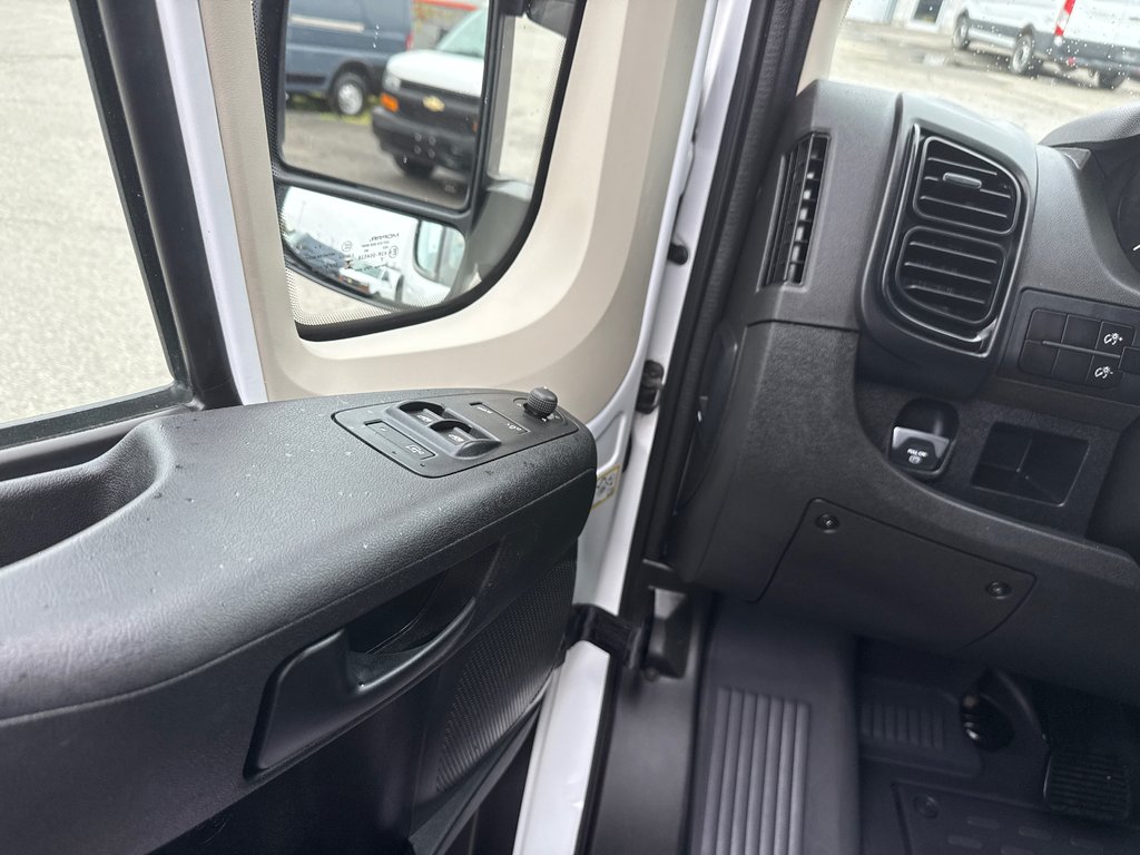 2022 Ram ProMaster Cargo Van 3500 High Roof 159' EXT in Saint-Sulpice, Quebec - 19 - w1024h768px