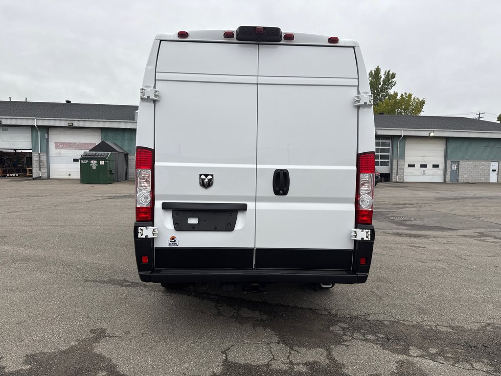2022 Ram ProMaster Cargo Van 3500 High Roof 159' EXT in Saint-Sulpice, Quebec - 5 - w1024h768px