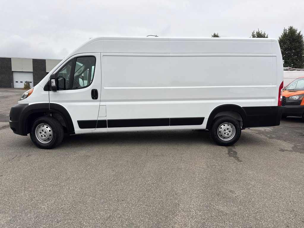 2022 Ram ProMaster Cargo Van 3500 High Roof 159' EXT in Saint-Sulpice, Quebec - 2 - w1024h768px