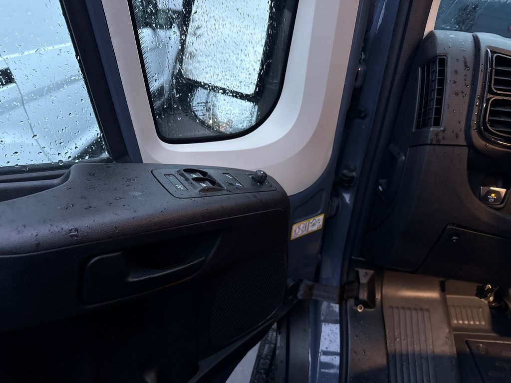 Ram ProMaster Cargo Van 3500 High Roof 159' EXT 2022 à Repentigny, Québec - 17 - w1024h768px
