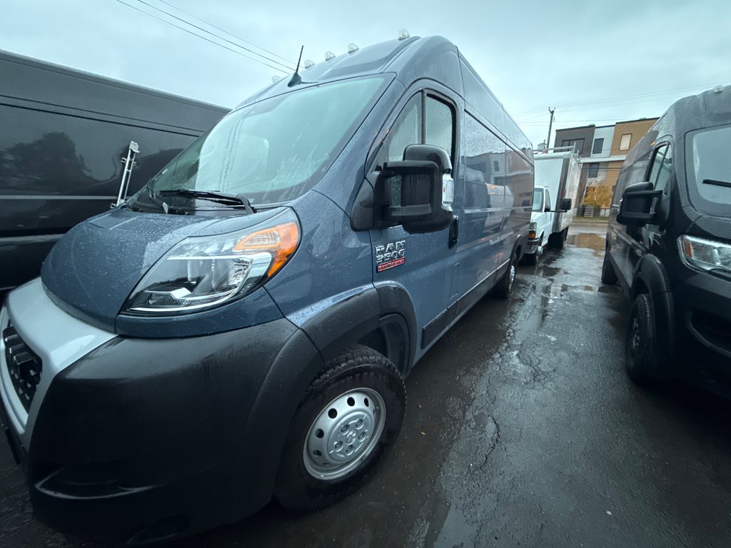 Ram ProMaster Cargo Van 3500 High Roof 159' EXT 2022 à Repentigny, Québec - 4 - w1024h768px